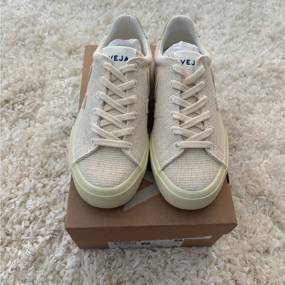 Veja Low-Top Sneakers in Off-White and Cream